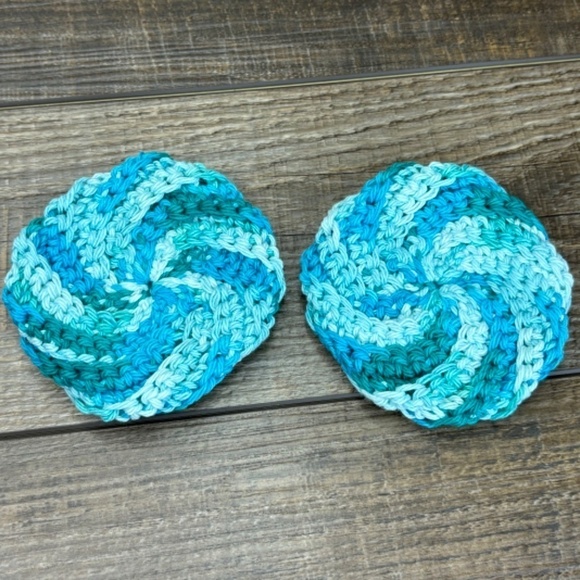 Handcrafted Crochet Spiral Tawashi and Face Round Scrubbies Set Cotton Yarn - Picture 5 of 10